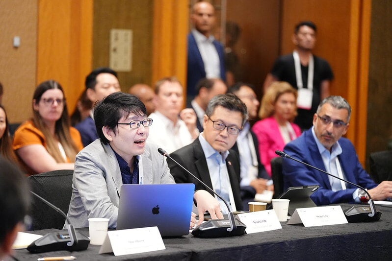 Insights Forum Public-Private Roundtables*